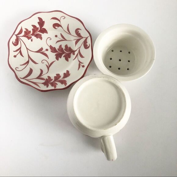 tea cup with steeping insert and matching saucer - Picture 4 of 6